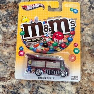 M&M'S Brown Smokin' Grille Hot Wheels Toy Van with Multicolor M&M Graphics
